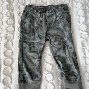 Cat & Jack Gray Camouflage Joggers